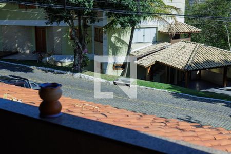 Casa de condomínio à venda com 720m², 6 quartos e 6 vagasVista