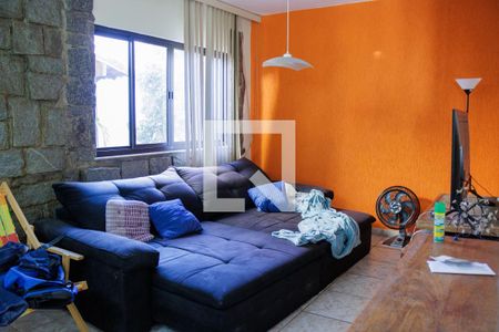 sala de casa de condomínio à venda com 6 quartos, 720m² em Piratininga, Niterói