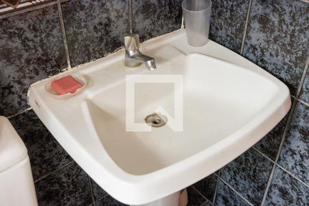 Casa de condomínio à venda com 720m², 6 quartos e 6 vagasBanheiro 2