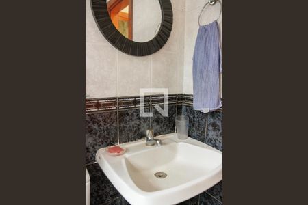 Casa de condomínio à venda com 720m², 6 quartos e 6 vagasBanheiro 2