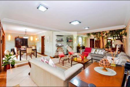 Sala de casa à venda com 4 quartos, 500m² em Vila Rosália, Guarulhos
