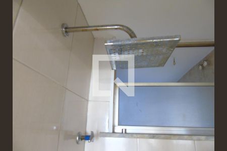 Apartamento à venda com 70m², 2 quartos e sem vagaDetalhe Banheiro