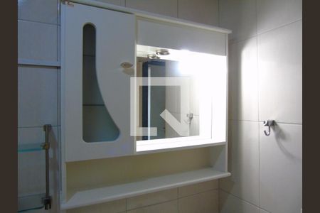 Apartamento à venda com 70m², 2 quartos e sem vagaDetalhe Banheiro