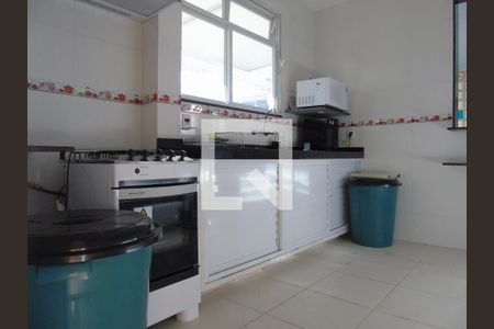 Apartamento à venda com 70m², 2 quartos e sem vagaÁrea gourmet