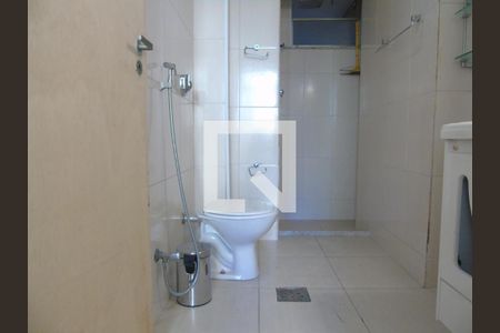 Apartamento à venda com 70m², 2 quartos e sem vagaBanheiro