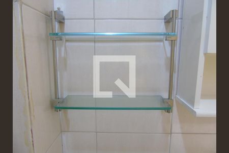 Apartamento à venda com 70m², 2 quartos e sem vagaDetalhe Banheiro