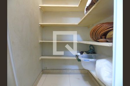Apartamento à venda com 70m², 2 quartos e sem vagaArmario Cozinha
