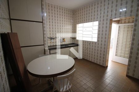 Casa para alugar com 150m², 2 quartos e 1 vagaCozinha