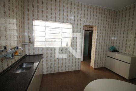 Casa para alugar com 150m², 2 quartos e 1 vagaCozinha