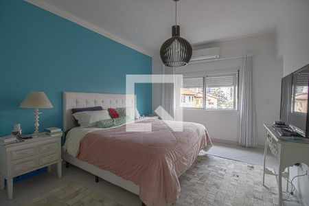 Casa à venda com 280m², 4 quartos e 5 vagassuíte1_1