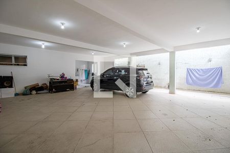Casa à venda com 280m², 4 quartos e 5 vagasgaragem_4