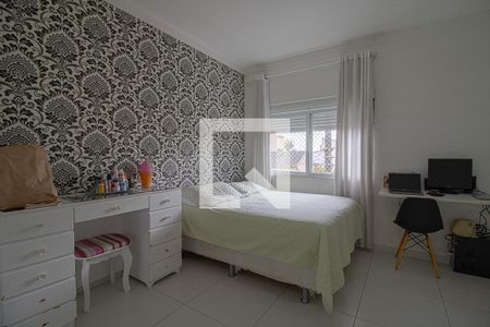 Casa à venda com 280m², 4 quartos e 5 vagassuíte3_2