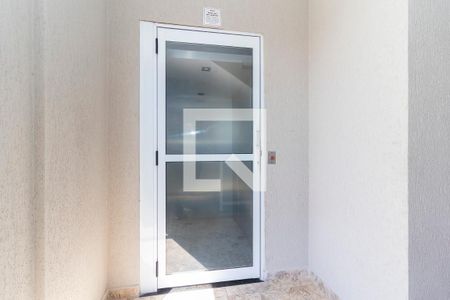 Elevador PCD de apartamento à venda com 2 quartos, 41m² em Parada Xv de Novembro, São Paulo