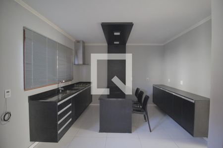 Casa de condomínio para alugar com 150m², 3 quartos e 3 vagasCozinha