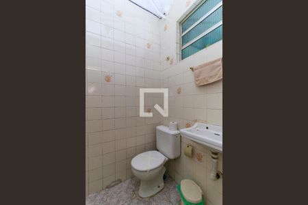 Casa à venda com 150m², 3 quartos e 2 vagasÁrea de Serviço - Banheiro