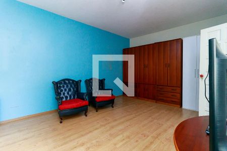 Casa à venda com 150m², 3 quartos e 2 vagasSuíte