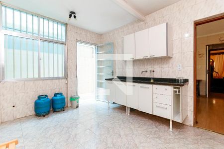 Casa à venda com 150m², 3 quartos e 2 vagasCozinha