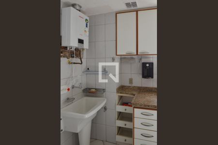 Apartamento à venda com 120m², 2 quartos e 2 vagasÁrea de serviço