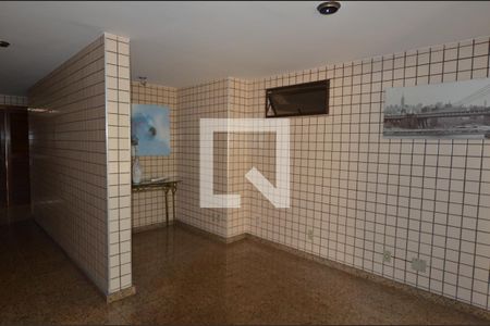 Apartamento à venda com 120m², 2 quartos e 2 vagasHall de entrada