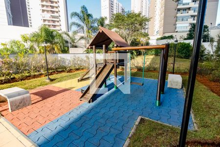 Apartamento para alugar com 47m², 2 quartos e 1 vaga Apartamento para alugar com 47m², 2 quartos e 1 vagaÁrea comum - Playground