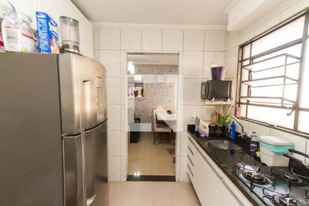 Apartamento à venda com 47m², 2 quartos e 1 vaga Apartamento à venda com 47m², 2 quartos e 1 vagaCozinha e Área de Serviço