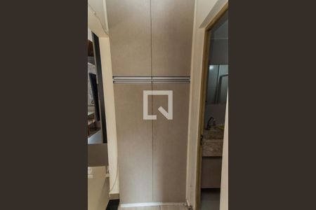 Apartamento à venda com 47m², 2 quartos e 1 vaga Apartamento à venda com 47m², 2 quartos e 1 vagaSala