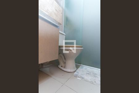 Apartamento à venda com 47m², 2 quartos e 1 vaga Apartamento à venda com 47m², 2 quartos e 1 vagaBanheiro