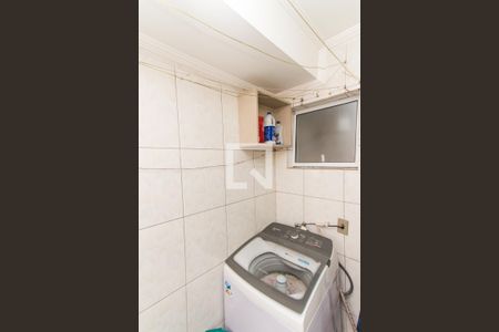 Apartamento à venda com 47m², 2 quartos e 1 vaga Apartamento à venda com 47m², 2 quartos e 1 vagaCozinha e Área de Serviço