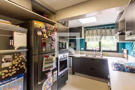 Apartamento à venda com 96m², 2 quartos e 2 vagasCozinha