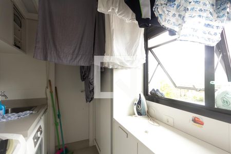 Apartamento à venda com 96m², 2 quartos e 2 vagasÁrea de Serviço