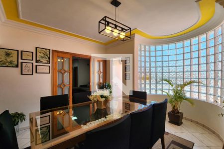 Casa para alugar com 496m², 3 quartos e 8 vagasSala de Jantar