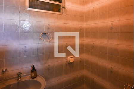 Apartamento à venda com 552m², 4 quartos e 6 vagas Apartamento à venda com 552m², 4 quartos e 6 vagasLavabo 2