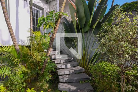 Apartamento à venda com 552m², 4 quartos e 6 vagas Apartamento à venda com 552m², 4 quartos e 6 vagasEntrada