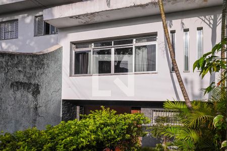 Apartamento à venda com 552m², 4 quartos e 6 vagas Apartamento à venda com 552m², 4 quartos e 6 vagasEntrada