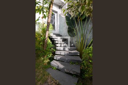 Apartamento à venda com 552m², 4 quartos e 6 vagas Apartamento à venda com 552m², 4 quartos e 6 vagasEntrada