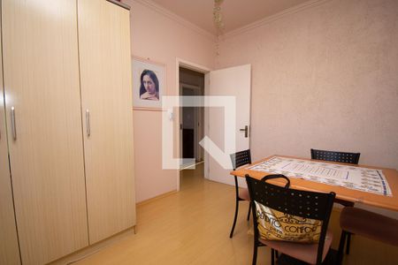 Casa à venda com 320m², 5 quartos e 2 vagas Casa à venda com 320m², 5 quartos e 2 vagasquarto 4