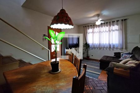 Sala de casa de condomínio à venda com 2 quartos, 125m² em Jardim Martins, Jundiaí