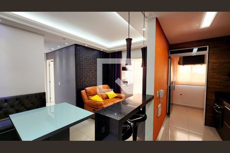 Apartamento à venda com 56m², 2 quartos e 1 vaga Apartamento à venda com 56m², 2 quartos e 1 vagaSala