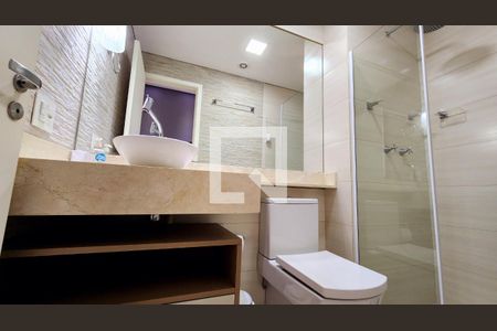 Apartamento à venda com 56m², 2 quartos e 1 vaga Apartamento à venda com 56m², 2 quartos e 1 vagaBanheiro