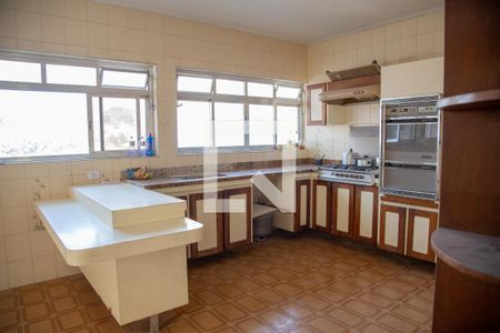 Casa à venda com 450m², 5 quartos e 4 vagasCozinha