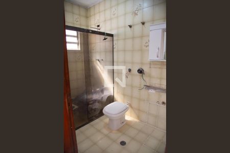 Casa à venda com 450m², 5 quartos e 4 vagasBanheiro 2