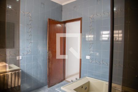 Casa à venda com 450m², 5 quartos e 4 vagasBanheiro 1