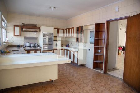 Casa à venda com 450m², 5 quartos e 4 vagasCozinha