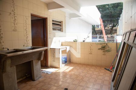 Casa à venda com 450m², 5 quartos e 4 vagasÁrea de Serviço