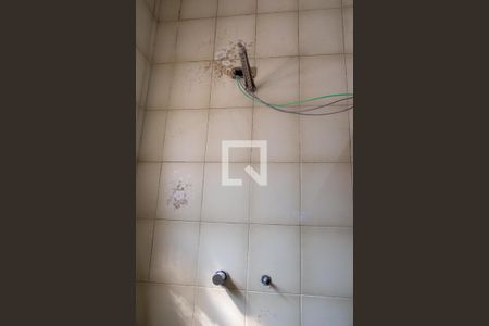 Casa à venda com 450m², 5 quartos e 4 vagasBanheiro 2