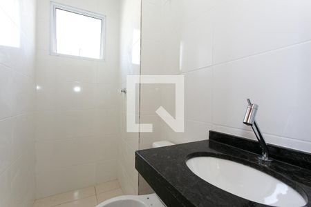 Banheiro de apartamento à venda com 1 quarto, 29m² em Cidade Mãe do Céu, São Paulo