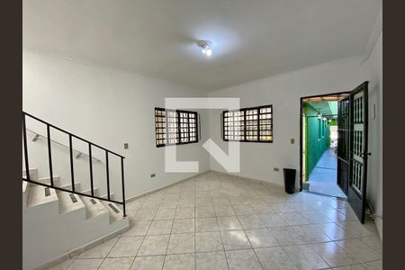 Casa à venda com 175m², 5 quartos e 2 vagas Casa à venda com 175m², 5 quartos e 2 vagasSala - Casa 2
