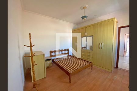 Casa à venda com 175m², 5 quartos e 2 vagas Casa à venda com 175m², 5 quartos e 2 vagasQuarto 3