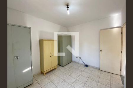 Casa à venda com 175m², 5 quartos e 2 vagas Casa à venda com 175m², 5 quartos e 2 vagasQuarto 2 - Casa 2