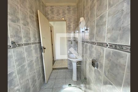 Casa à venda com 175m², 5 quartos e 2 vagas Casa à venda com 175m², 5 quartos e 2 vagasBanheiro Social 1 - Casa 2